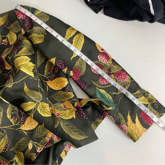 Linda Allard Ellen Tracy Green Silk Berry Print Button Up Blazer Size 10 - Picture 16 of 16